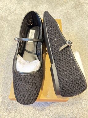 NWT- Steve Madden Black Woven Mary Jane Flats- Size 8.5M